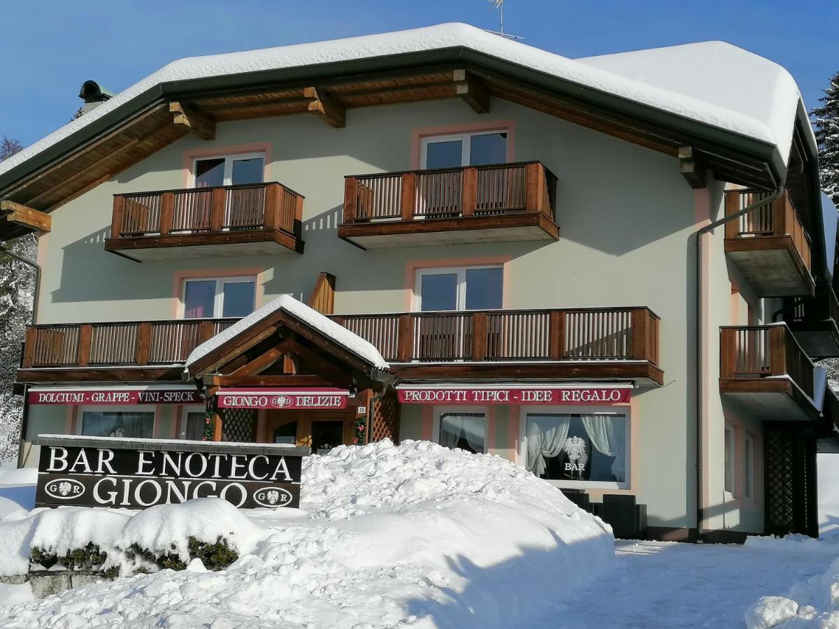Giongo Residence - Appartamenti Lavarone Luaran gambar