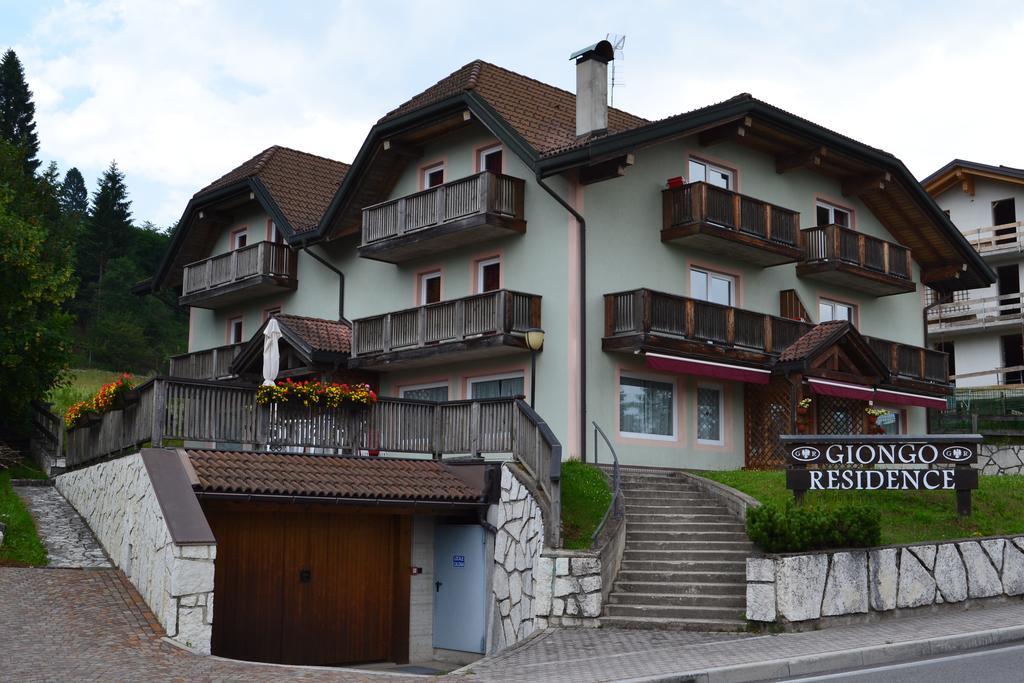 Giongo Residence - Appartamenti Lavarone Luaran gambar