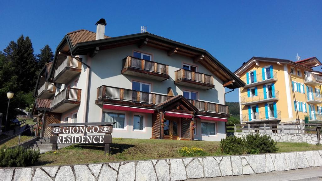 Giongo Residence - Appartamenti Lavarone Luaran gambar