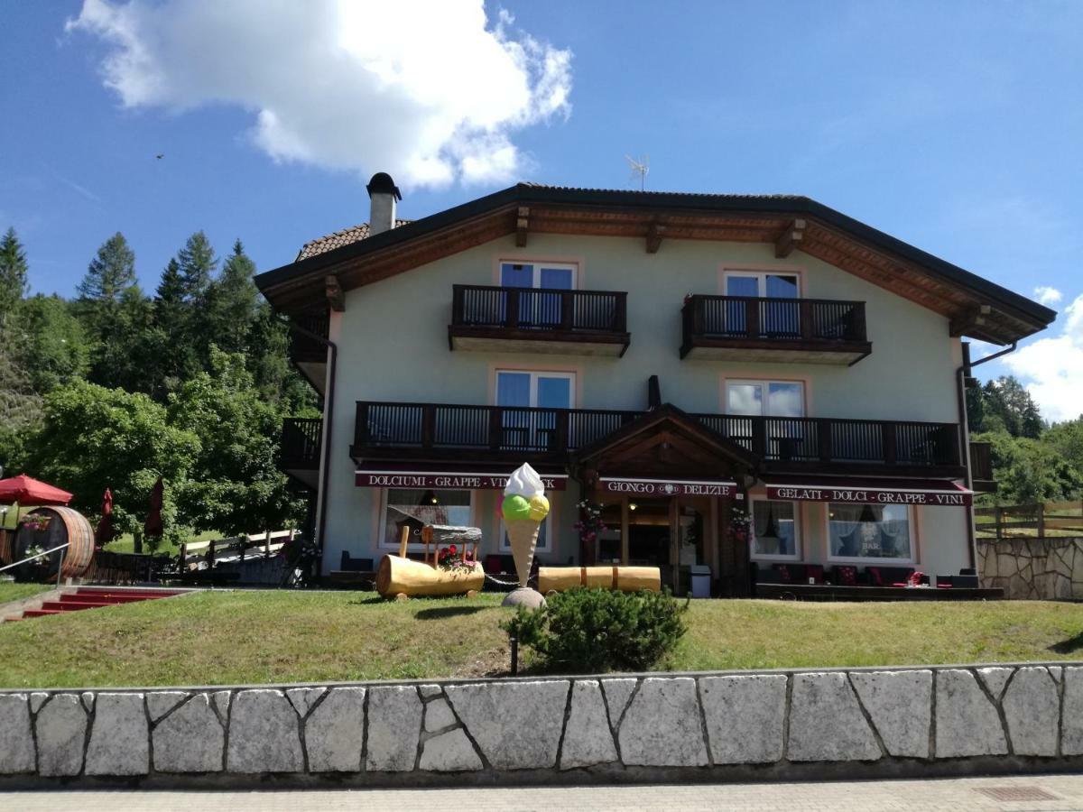 Giongo Residence - Appartamenti Lavarone Luaran gambar
