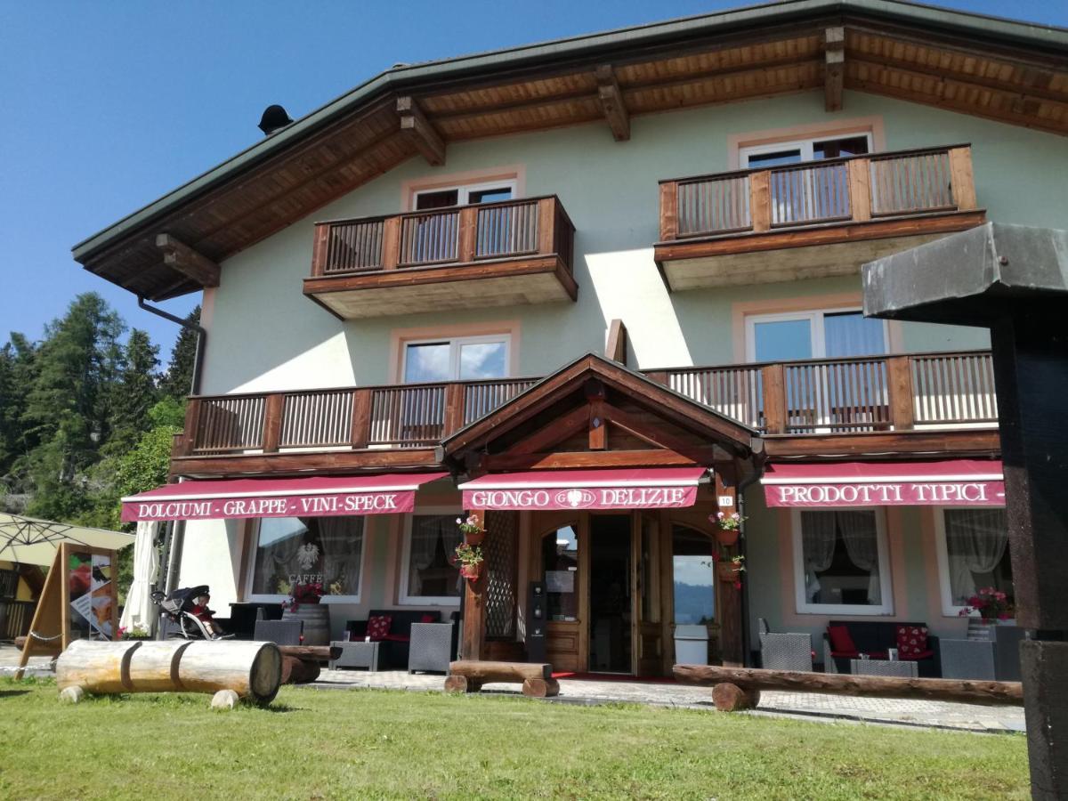 Giongo Residence - Appartamenti Lavarone Luaran gambar